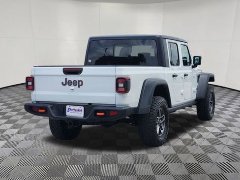 Used 2026 Jeep Gladiator Mojave image 4