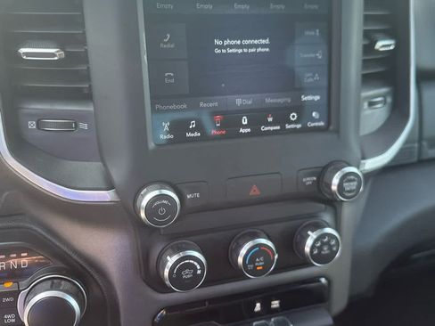 Used 2021 RAM 1500 Big Horn image 13