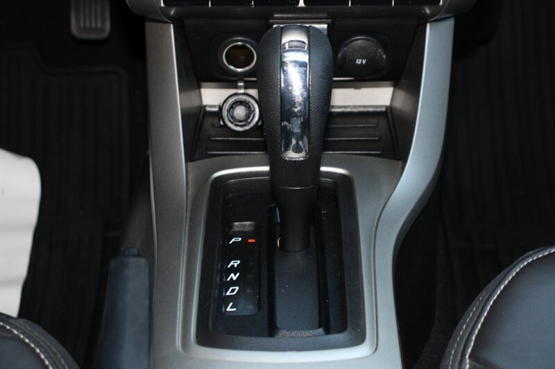 Used 2010 Ford Focus SEL FWD image 8