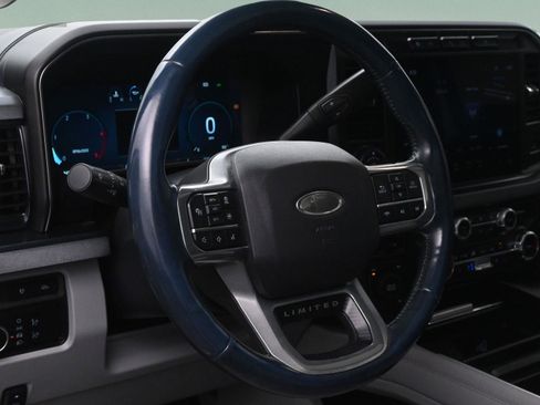 Used 2024 Ford F250 Limited AWD/4WD image 19