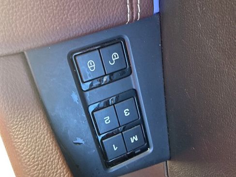 Used 2020 Jaguar F-PACE S image 18