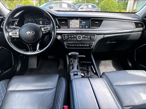 Used 2019 Kia Cadenza Limited FWD image 16
