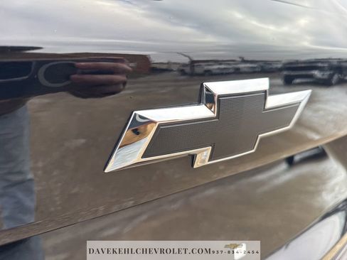 Used 2025 Chevrolet Trax RS w/ Driver Confidence Package image 39