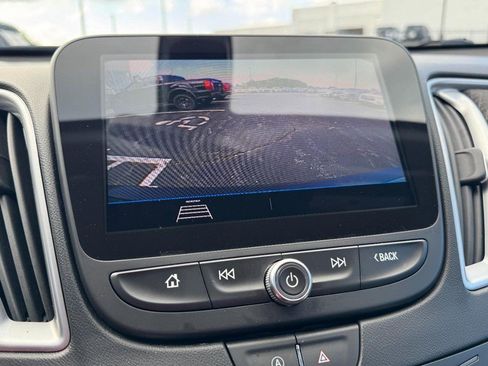 Used 2020 Chevrolet Malibu LS FWD image 20
