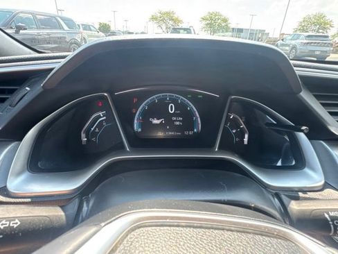 Used 2016 Honda Civic Touring image 22