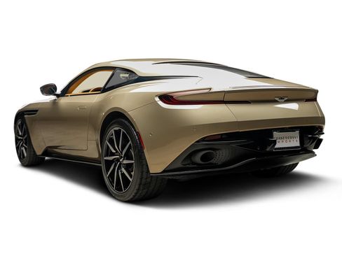 Used 2018 Aston Martin DB11 V12 RWD image 10