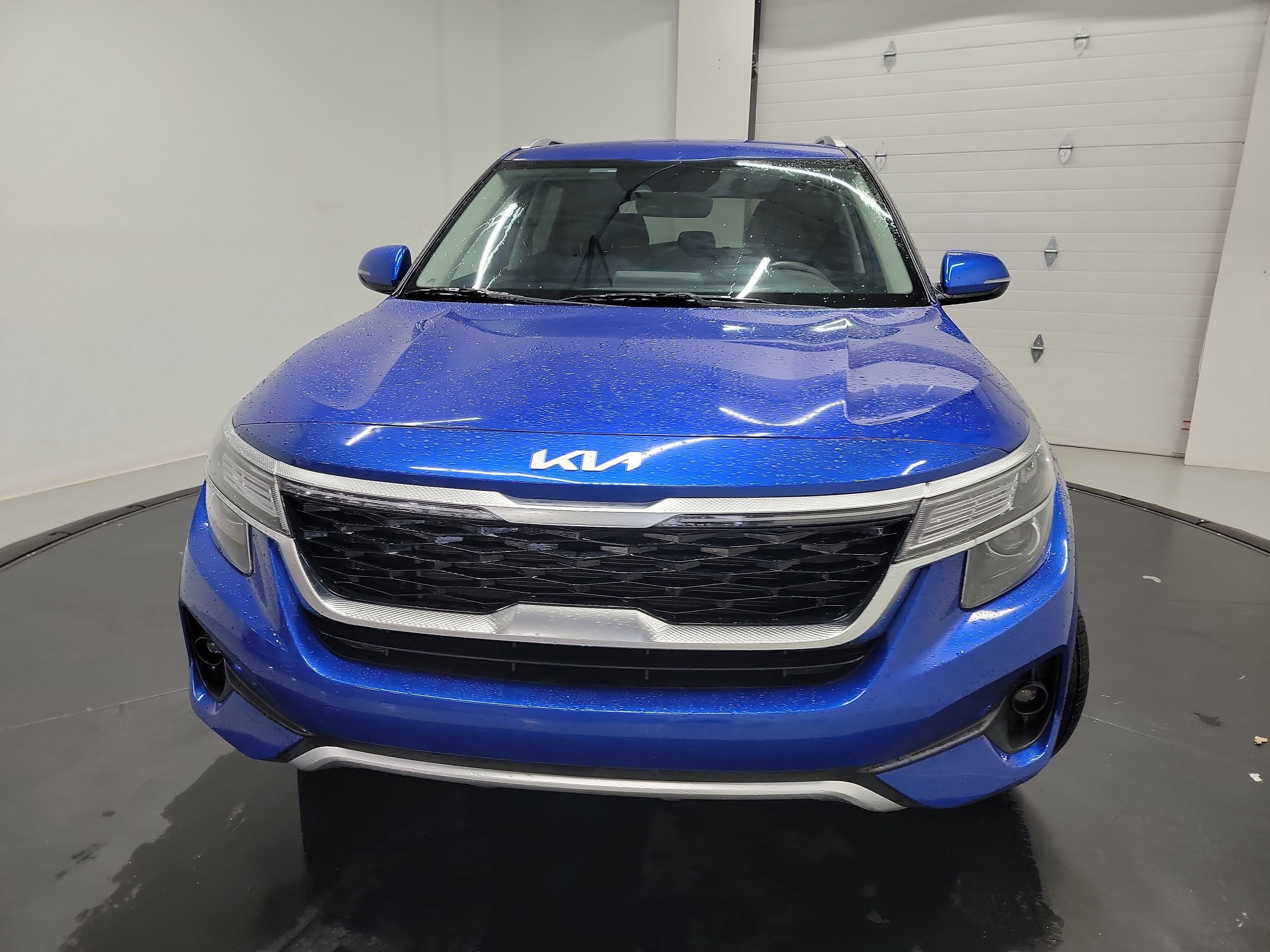 Used 2023 Kia Seltos S FWD image 2