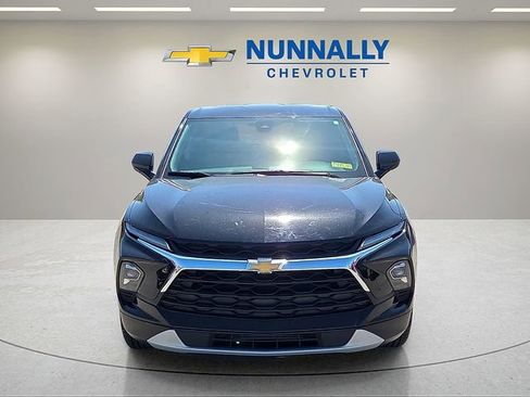 Used 2025 Chevrolet Blazer LT FWD image 8