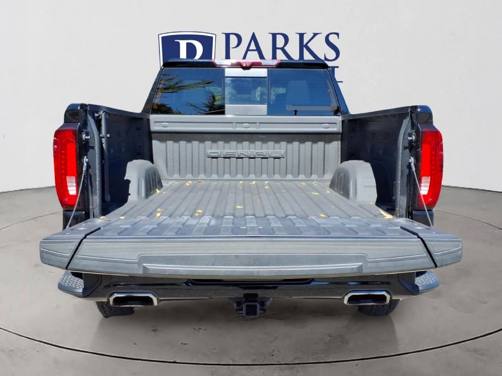 Used 2023 GMC Sierra 1500 Denali w/ Technology Package AWD/4WD image 32