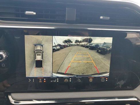 New 2026 GMC Sierra 1500 AT4 w/ AT4 Premium Package AWD/4WD image 25