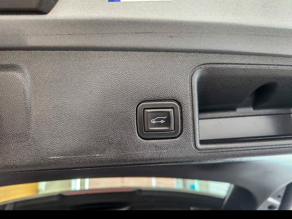 Used 2023 GMC Terrain AT4 w/ Infotainment Package II AWD/4WD image 22