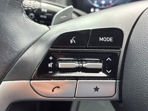 Used 2023 Hyundai Tucson Limited AWD/4WD image 36