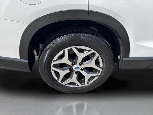 Used 2024 Subaru Forester Premium AWD/4WD image 26
