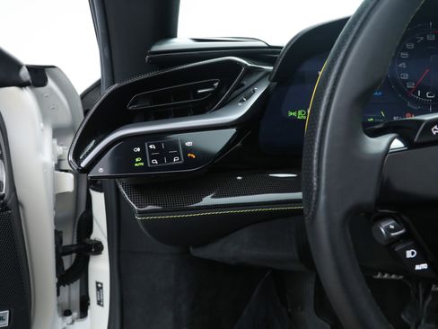 Certified 2024 Ferrari SF90 Spider image 31