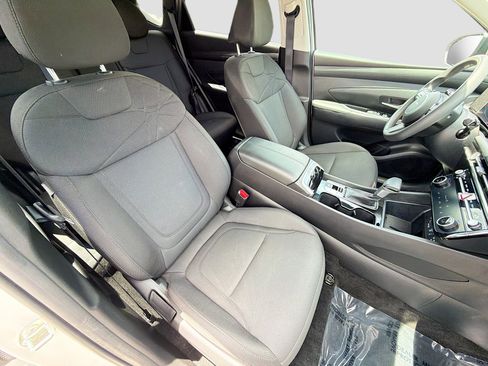 Used 2025 Hyundai Tucson SEL FWD image 14