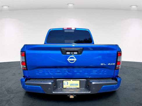 Used 2024 Nissan Frontier SL w/ Technology Package image 8