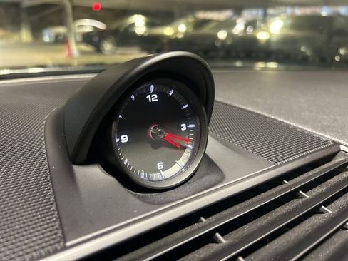 Used 2018 Porsche Panamera 4S image 23