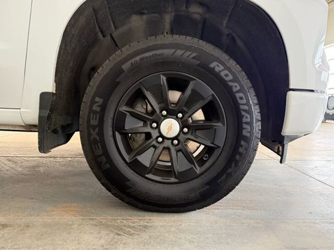 Used 2025 Chevrolet Silverado 1500 LT AWD/4WD image 10