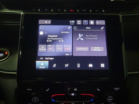Used 2024 Jeep Grand Cherokee L Altitude AWD/4WD image 32