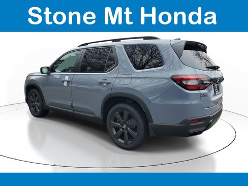 New 2026 Honda Pilot Sport image 4