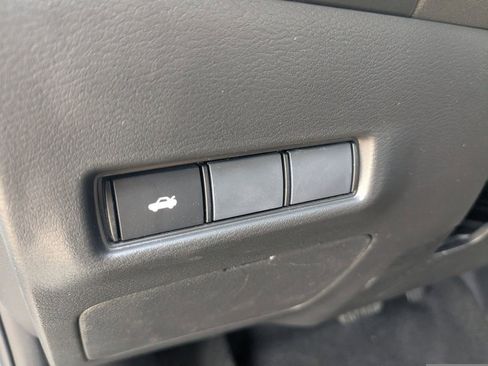 New 2026 Nissan Sentra SR w/ Floor Mat Package image 23