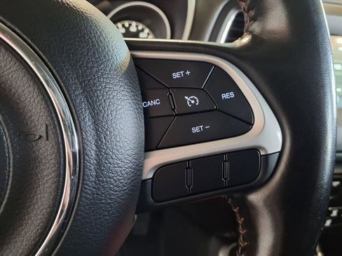 Used 2021 Jeep Compass Latitude image 26