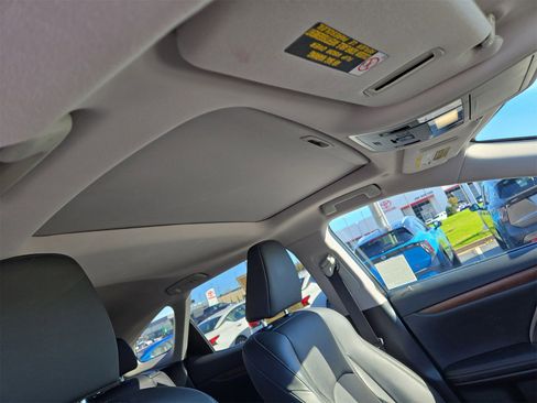 Used 2022 Lexus RX 350L FWD w/ Premium Package image 16