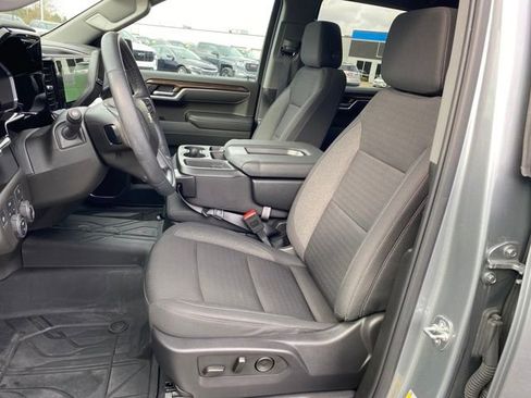 Certified 2025 Chevrolet Silverado 1500 LT image 17