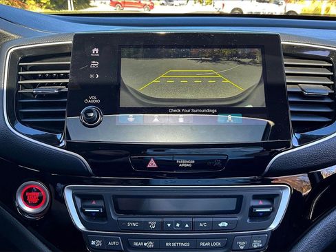 Used 2022 Honda Pilot Elite image 13