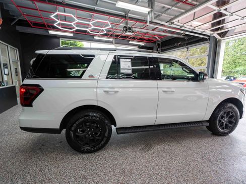 Used 2024 Ford Expedition Timberline AWD/4WD image 4