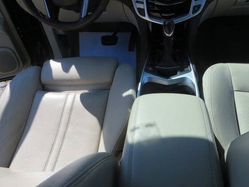 Used 2015 Cadillac SRX Luxury w/ Driver Awareness Package AWD/4WD image 31