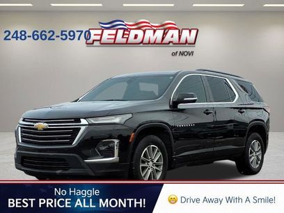 Used 2023 Chevrolet Traverse LT