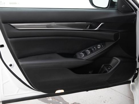 Used 2020 Honda Accord Sport image 19