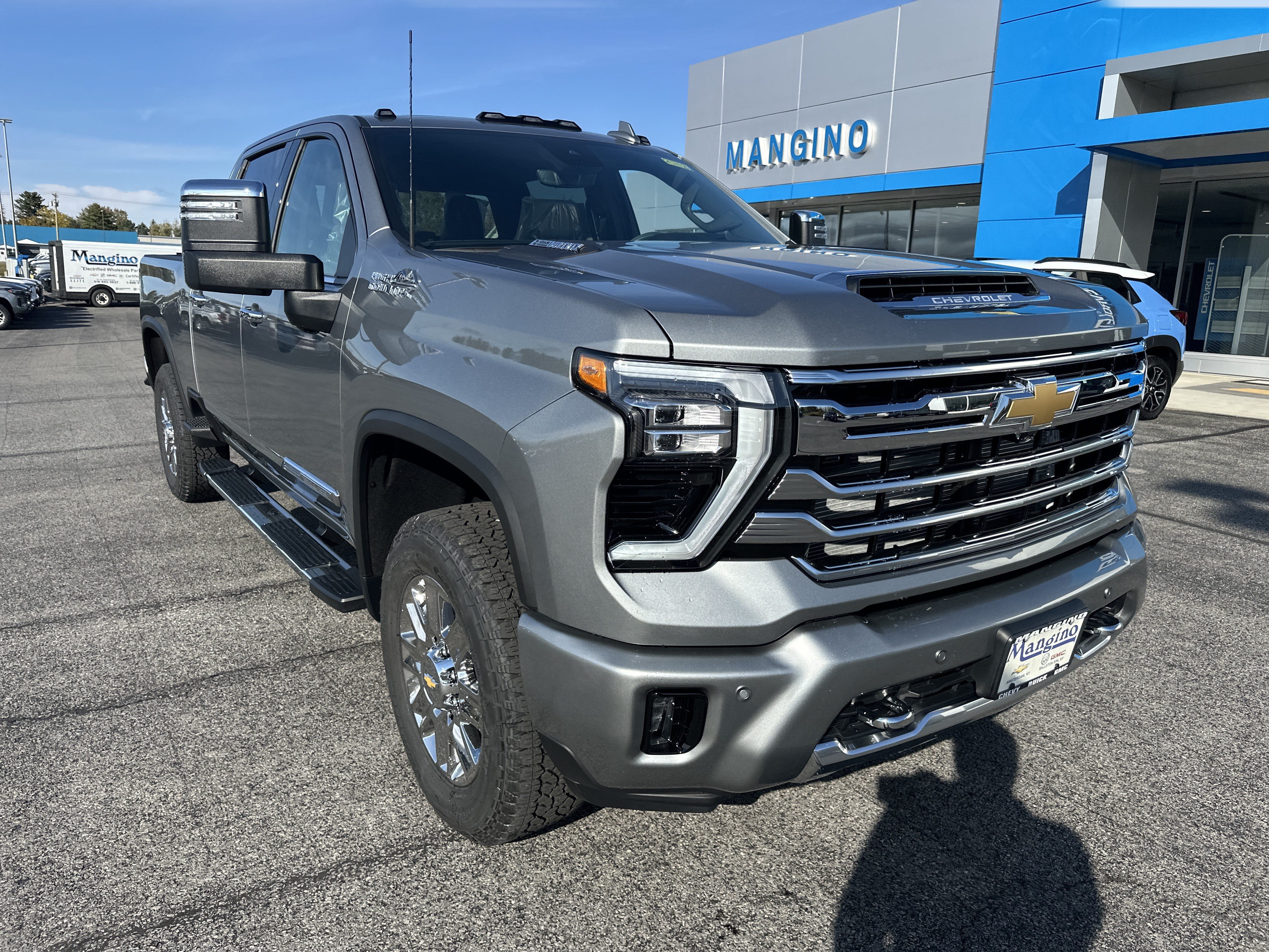 New 2026 Chevrolet Silverado 2500 High Country w/ High Country Premium Package AWD/4WD image 1