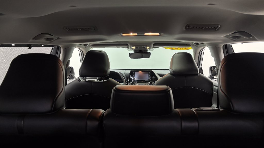 Certified 2021 Toyota Highlander XLE AWD/4WD image 41
