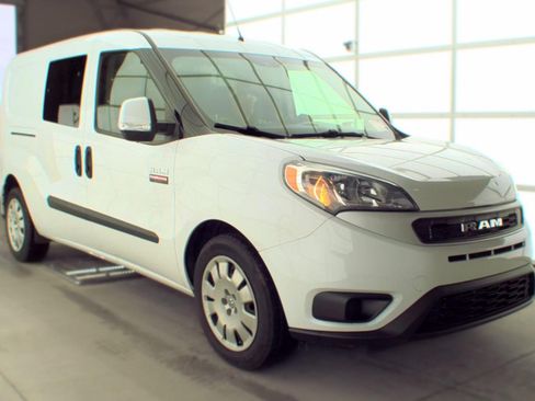 Used 2020 RAM ProMaster City Tradesman SLT w/ Window Group 05 FWD image 3
