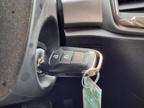 Used 2022 Ford Ranger XLT image 11