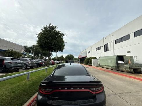 Used 2023 Dodge Charger Scat Pack RWD image 6