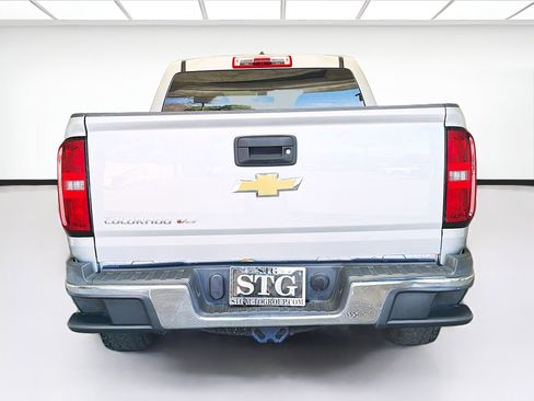 Used 2020 Chevrolet Colorado W/T w/ WT Convenience Package RWD image 5