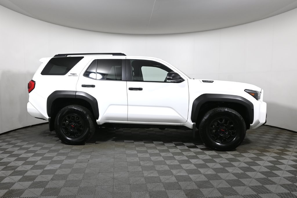 Used 2025 Toyota 4Runner TRD Off-Road AWD/4WD image 8