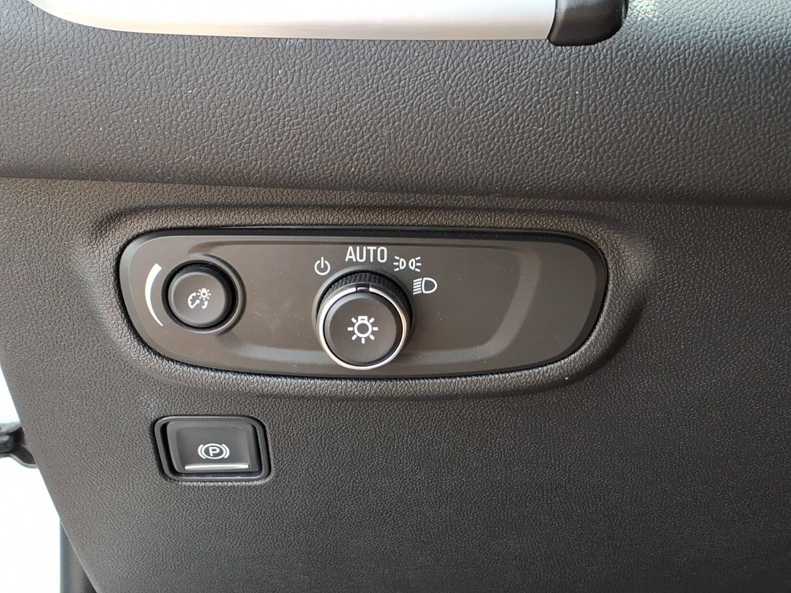 Certified 2024 GMC Terrain SLE w/ Driver Convenience Package FWD image 21