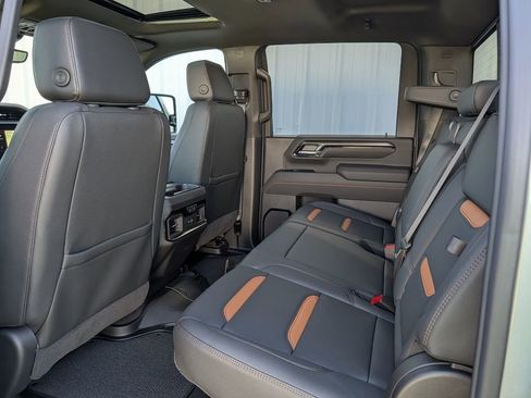 New 2026 GMC Sierra 3500 AT4 w/ AT4 Premium Plus Package image 27