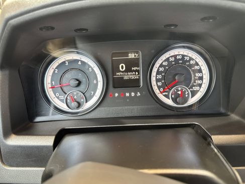 Used 2014 RAM 1500 Express image 16