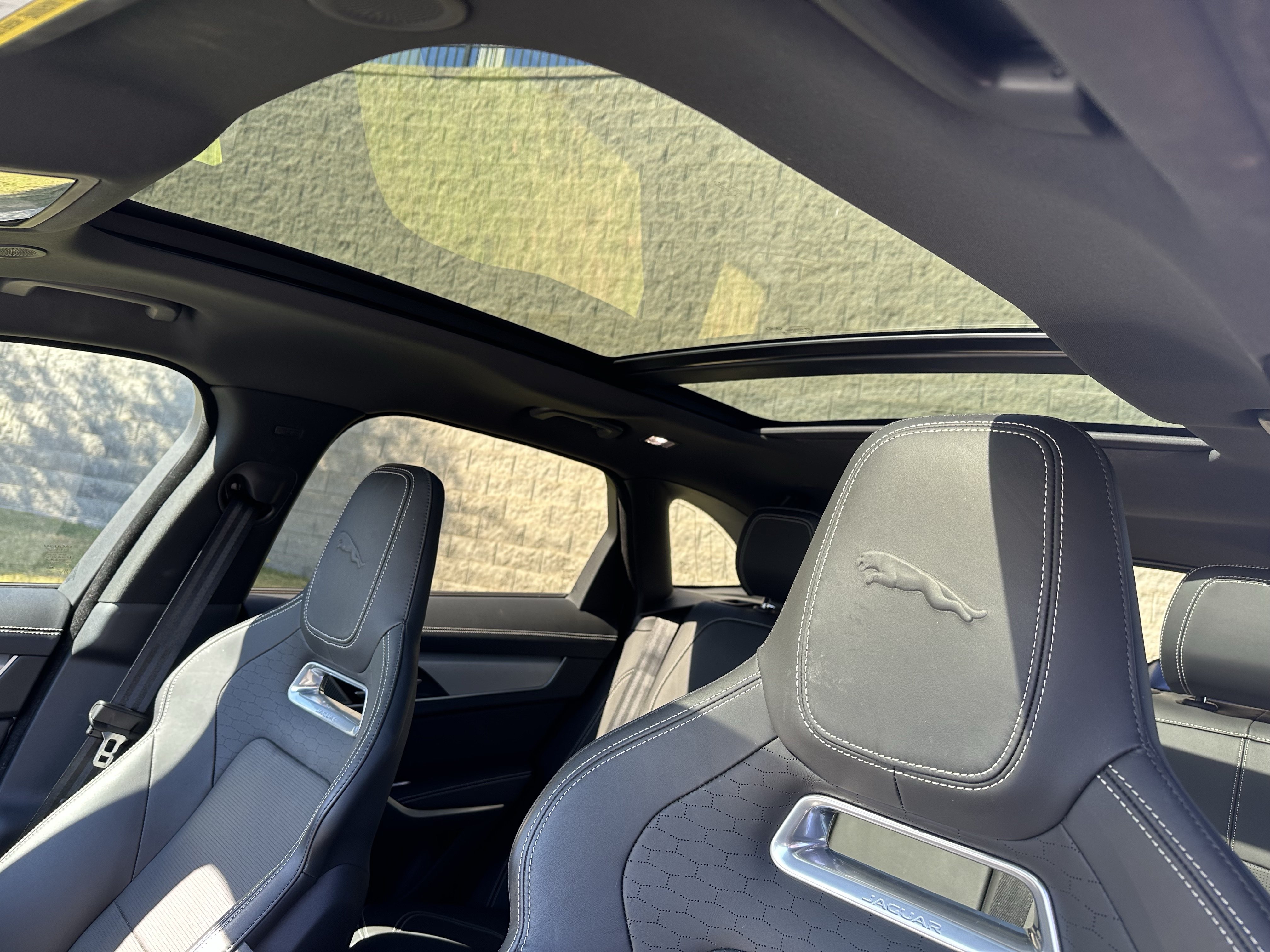 Used 2026 Jaguar F-PACE R-Dynamic S AWD/4WD image 18