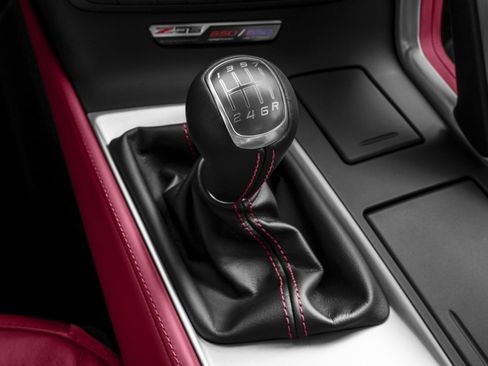 Used 2016 Chevrolet Corvette Z06 w/ 2LZ Preferred Equipment Group RWD image 8
