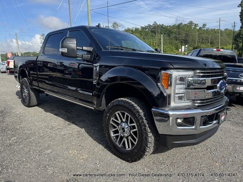 Used 2019 Ford F250 Lariat w/ Lariat Ultimate Package AWD/4WD image 6