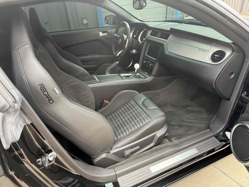 Used 2014 Ford Mustang Shelby GT500 w/ Equipment Group 821A RWD image 48