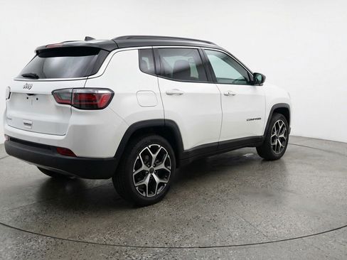 Used 2025 Jeep Compass Limited AWD/4WD image 9
