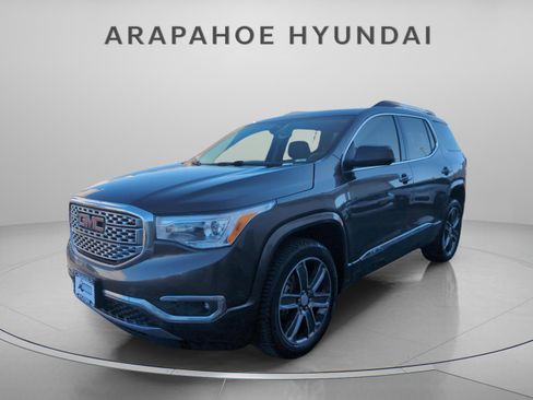 Used 2019 GMC Acadia Denali image 9
