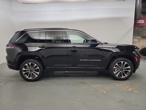 New 2025 Jeep Grand Cherokee Overland w/ Trailer Tow Package image 10